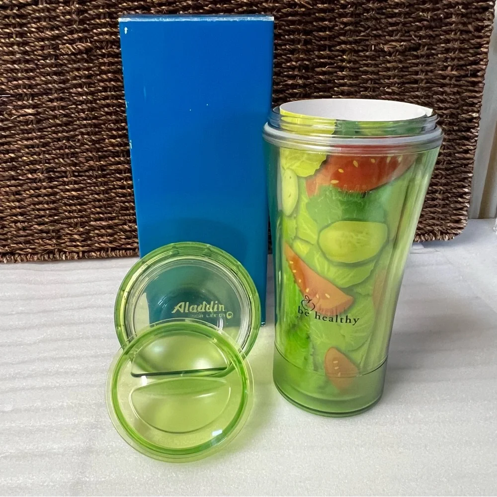Aladdin Salad & Go Insulated Container 25 Ounce With Box Never Used 2006